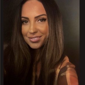 Meet your Posher, Kendall